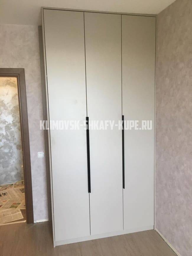 Шкафы в спальню Климовск